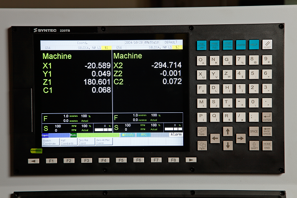 SYNTEC Controller