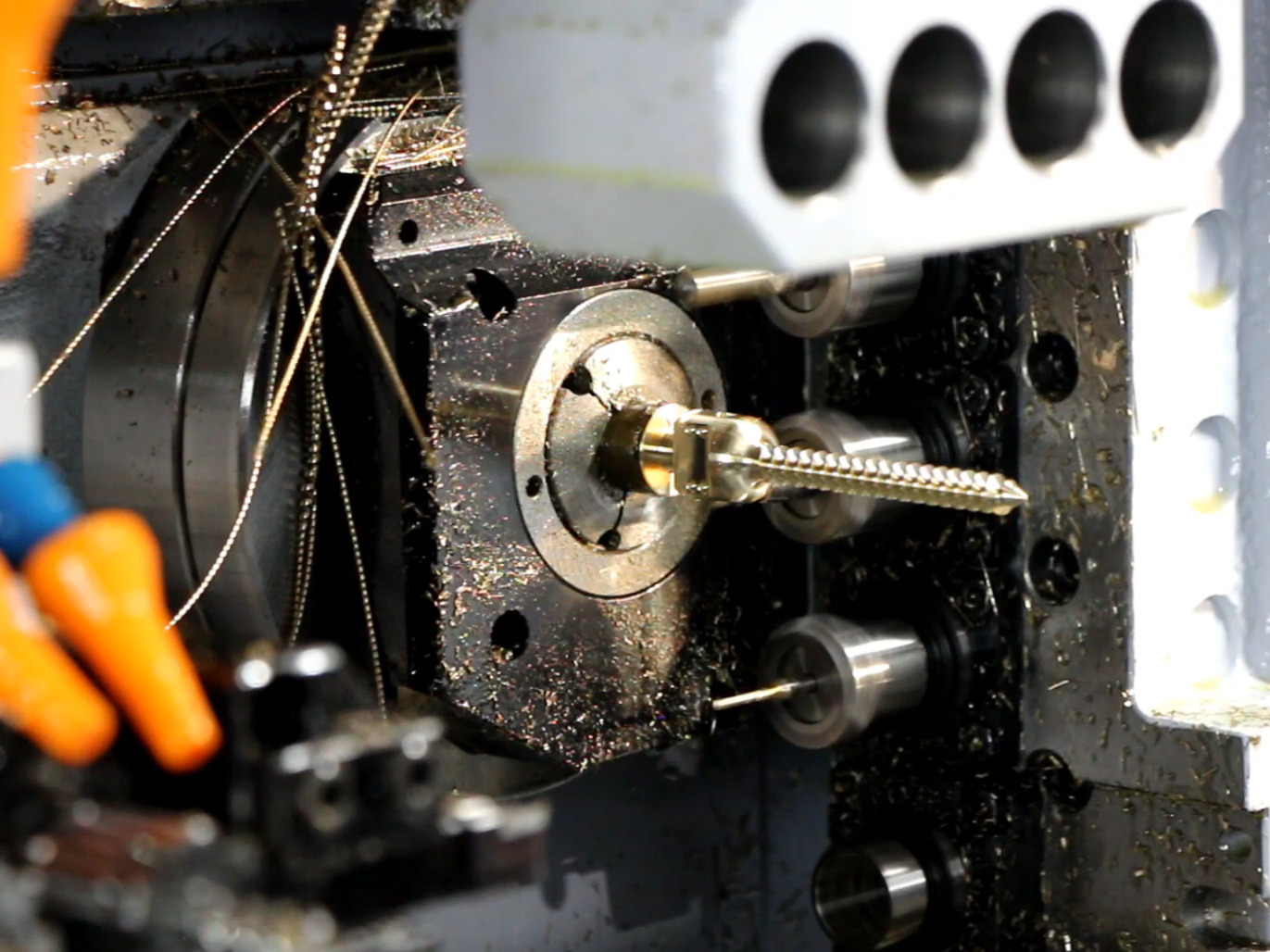 Why Swiss-type CNC Lathes Are Well Suited for Medical Parts